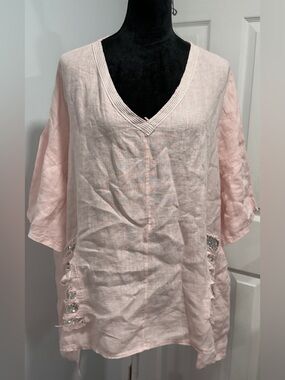 Relaxed V-Neck Linen Tunic in Pale Pink with Sequin Side Accents